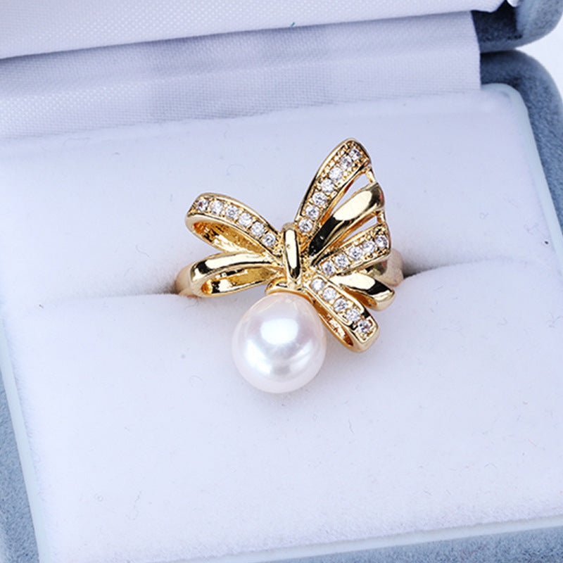 Bow with Pearl Ring